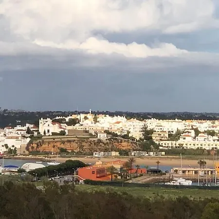 Апартаменти Da Rocha - Charming